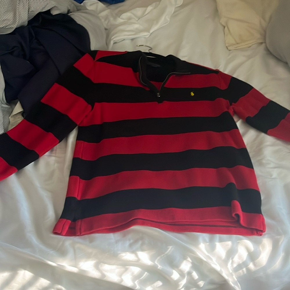 This is a nice Ralph Lauren pullover for cheap